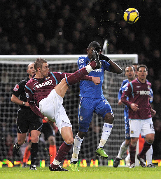 年轻才俊 年轻才俊